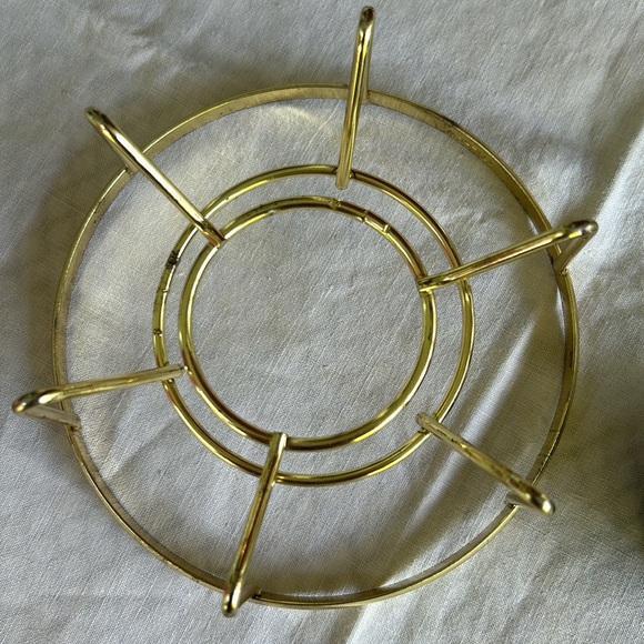 Vintage Pyrex carafe with lid 7” with 3” sterno stand all markings are in euc. - Picture 13 of 17